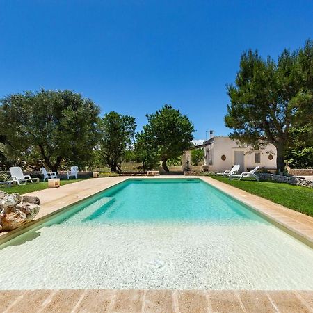 Villa Thea Charming House Carovigno Exteriör bild